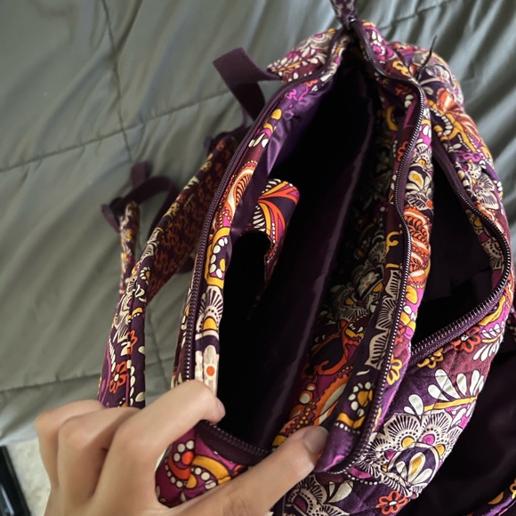 Cute Vera Bradley backpack - Picture 3 of 7